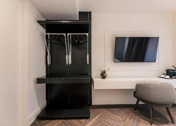 Exclusive Domus Gaudia * Rome