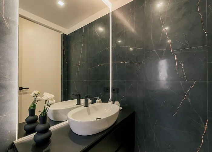 Exclusive Domus Gaudia Apartment